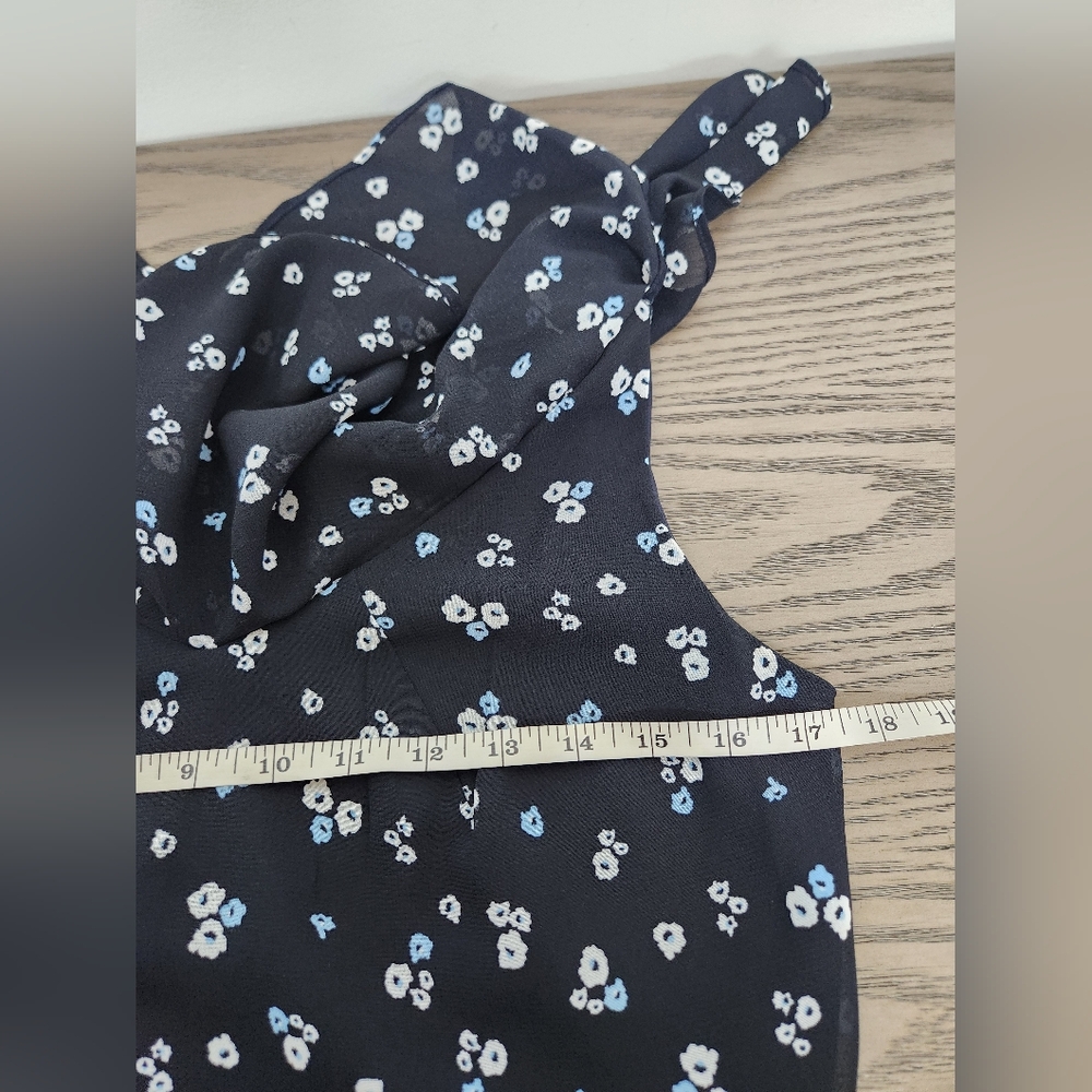 Gabby Skye Fit and Flare Midi Dress with a floral pattern Womens 8 Navy White - Picture 8 of 8